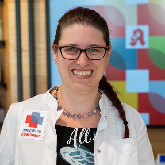 Daniela_Hansen_690x690px